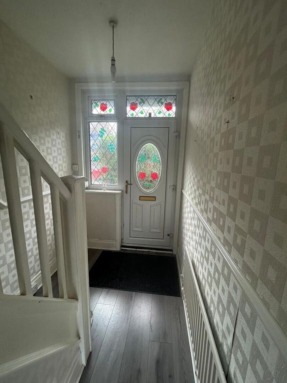 Property photo 3 of 13 Hallway