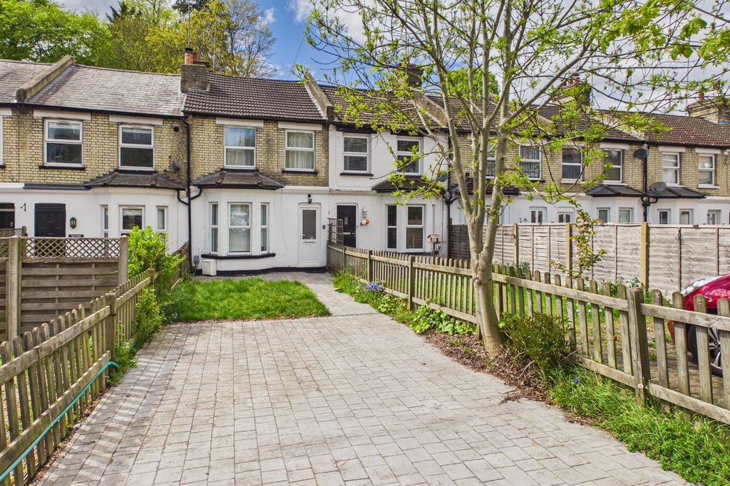 Property photo 1 of 19