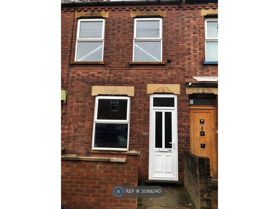 Property photo 1 of 13