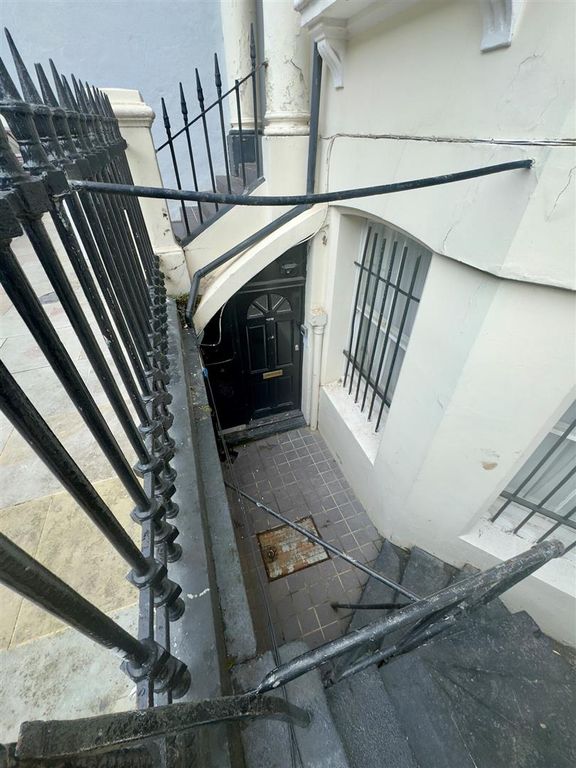 Property photo 2 of 15 68B577290d28d4Aced6B556F_1Ea3d3653B4d13Bd59856cc74