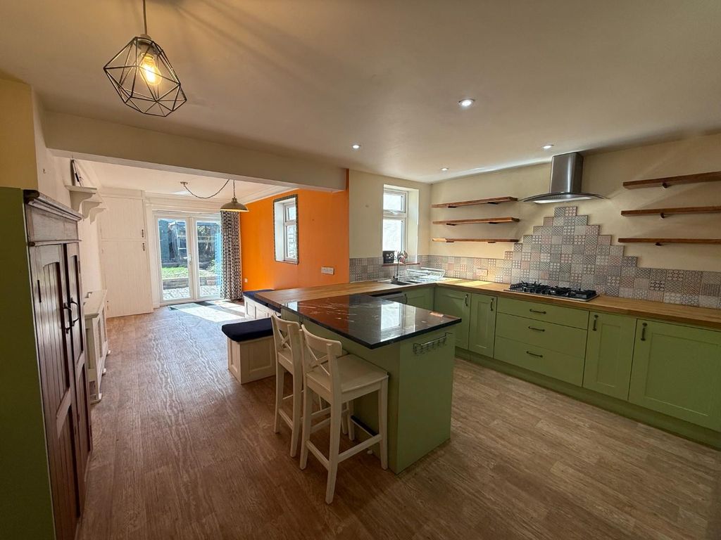 Property photo 2 of 18 Img_9505.Jpg