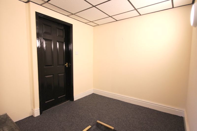 Property photo 3 of 14 Photo 5