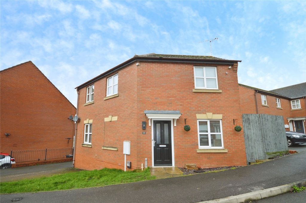 Property photo 1 of 17 Front