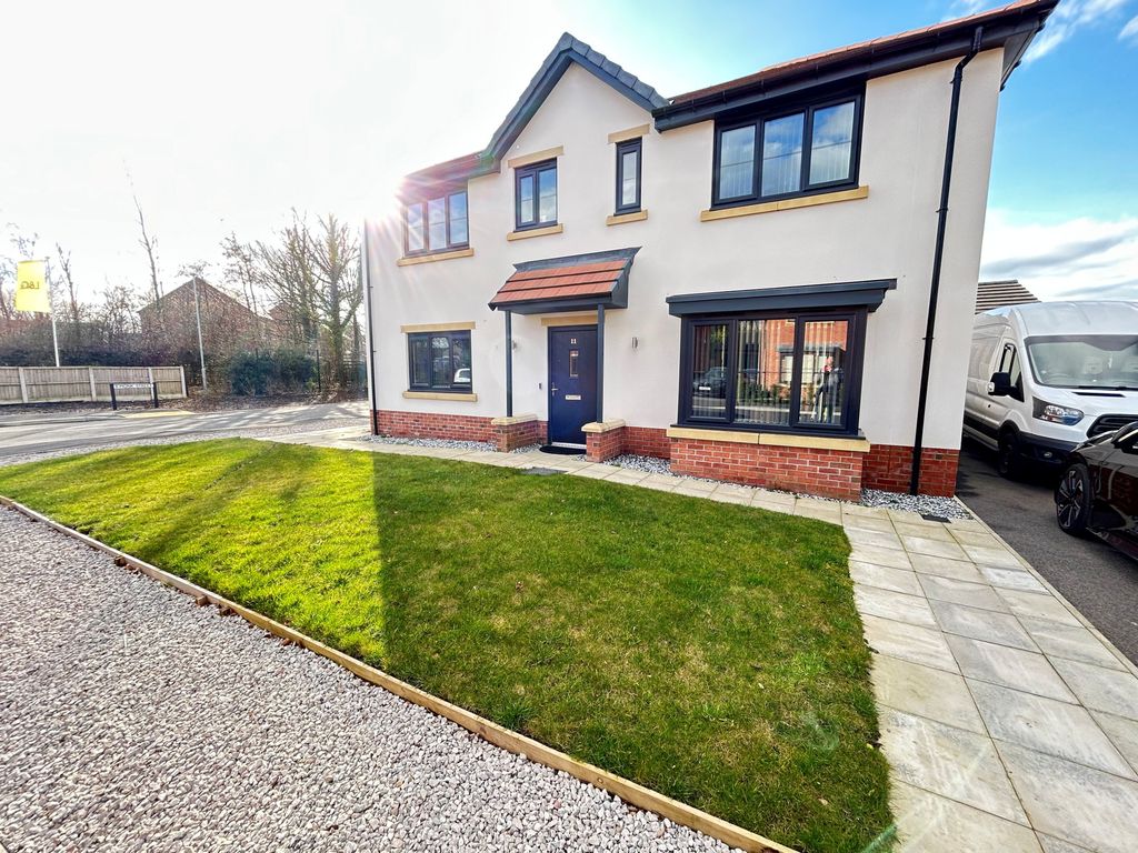 Property photo 2 of 18