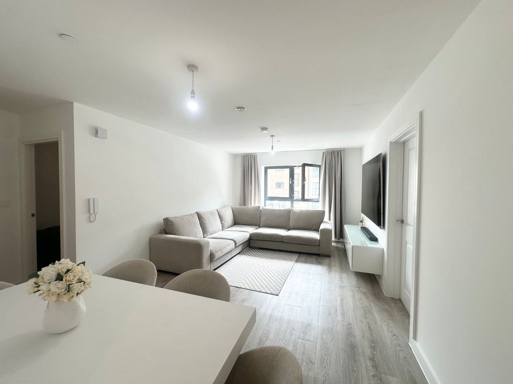 Property photo 3 of 10 Picture No. 04