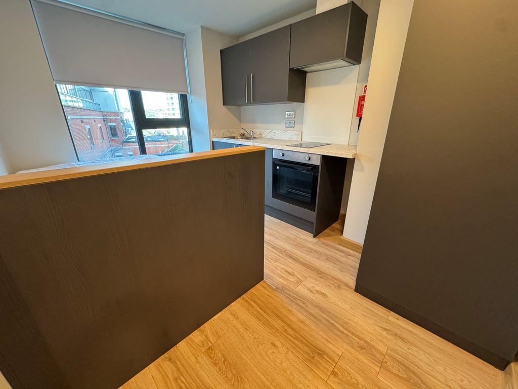 Property photo 3 of 11 Picture No. 01