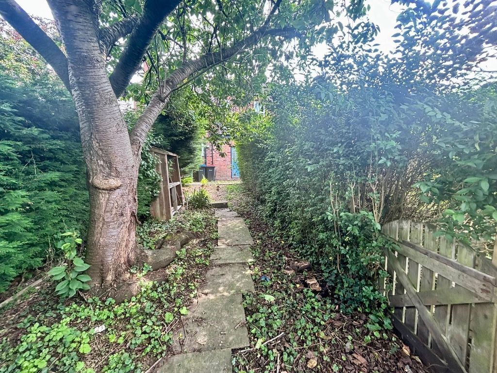Property photo 3 of 20