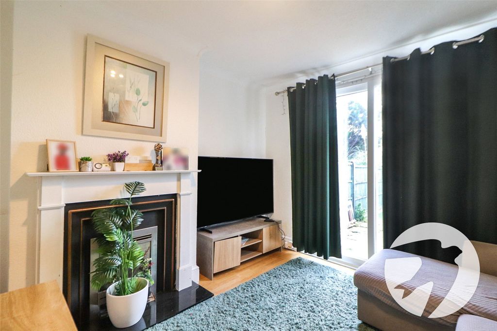 Property photo 3 of 12 Picture No. 08