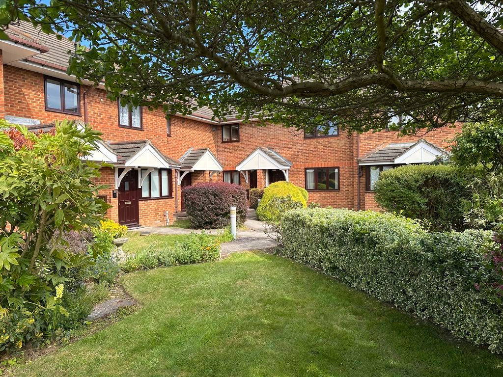 Property photo 1 of 12 Photo 10