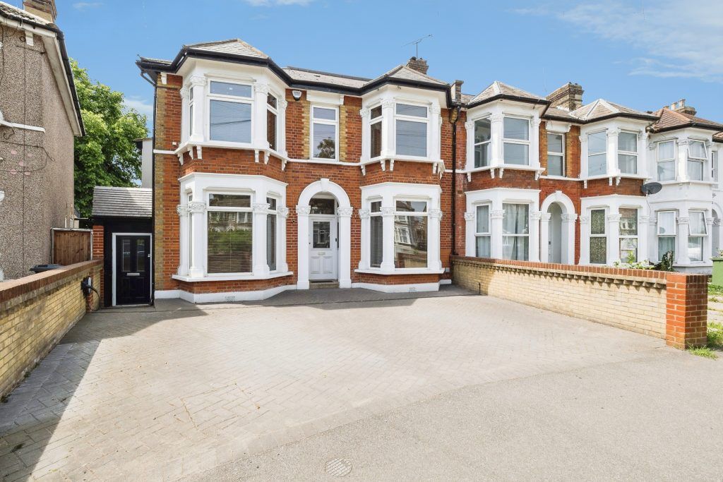 Property photo 1 of 49