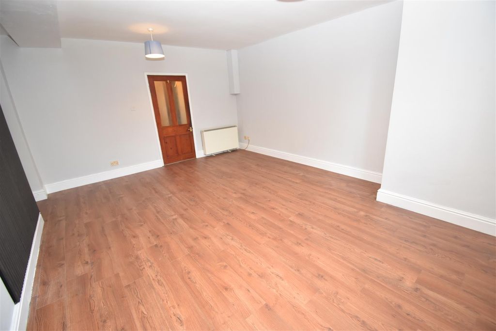 Property photo 3 of 8 Dsc_0008.Jpg