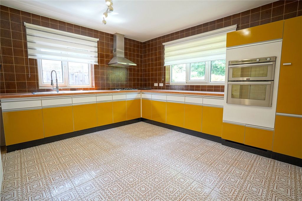 Property photo 2 of 14 Picture No. 06