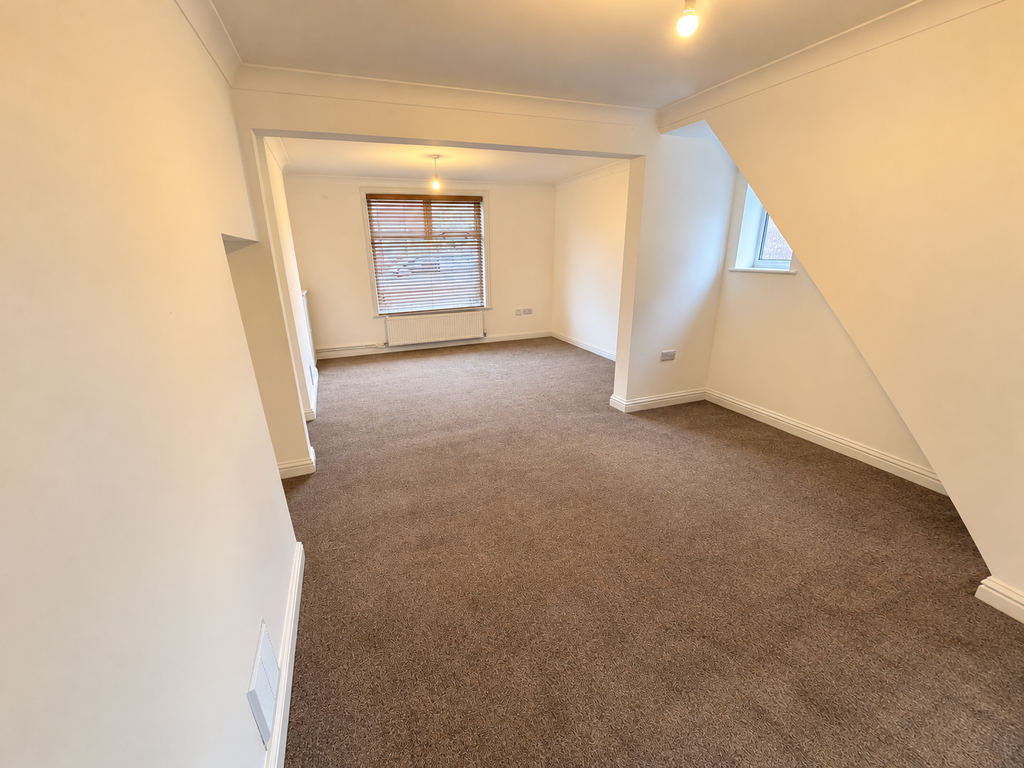 Property photo 3 of 12 Lounge 2.Png