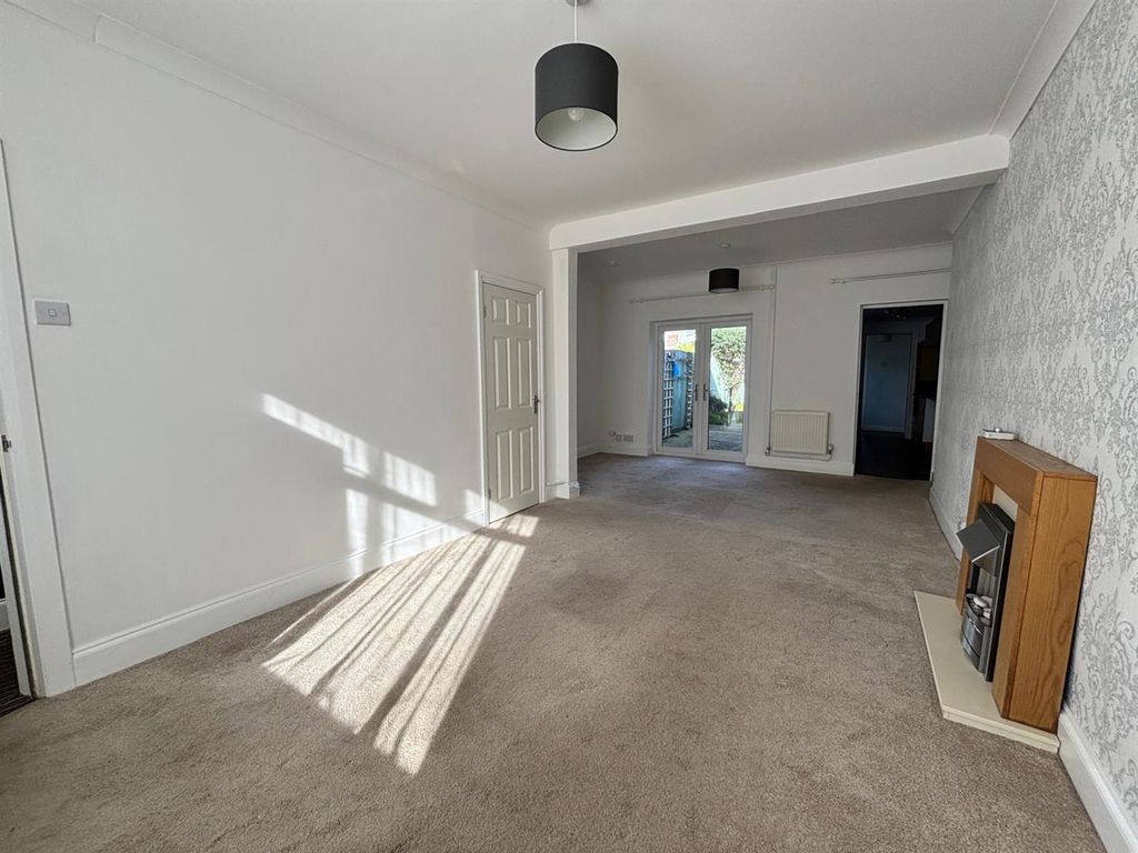 Property photo 2 of 18 Whatsapp Image 2026-03-13 At 16.01.50.Jpeg