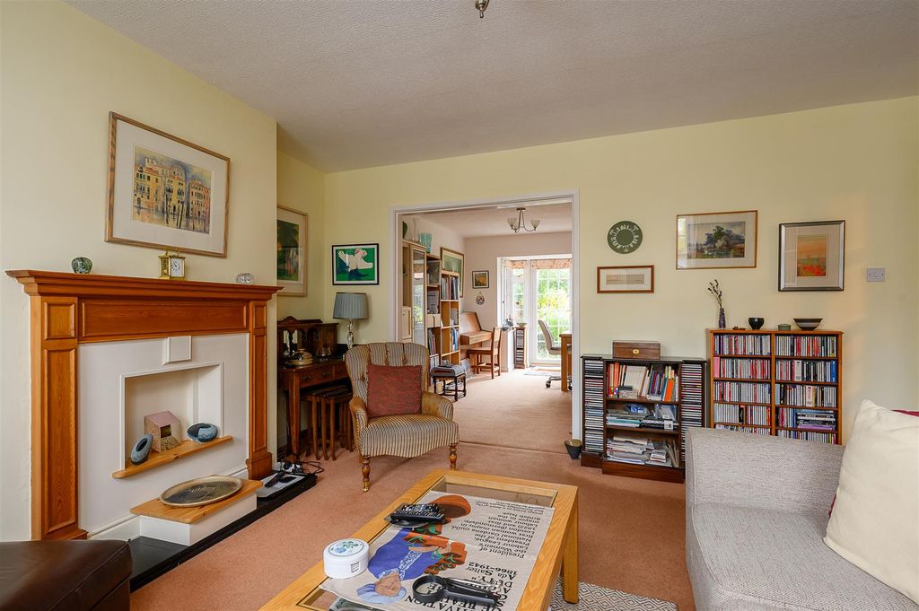 Property photo 3 of 22 Living Room