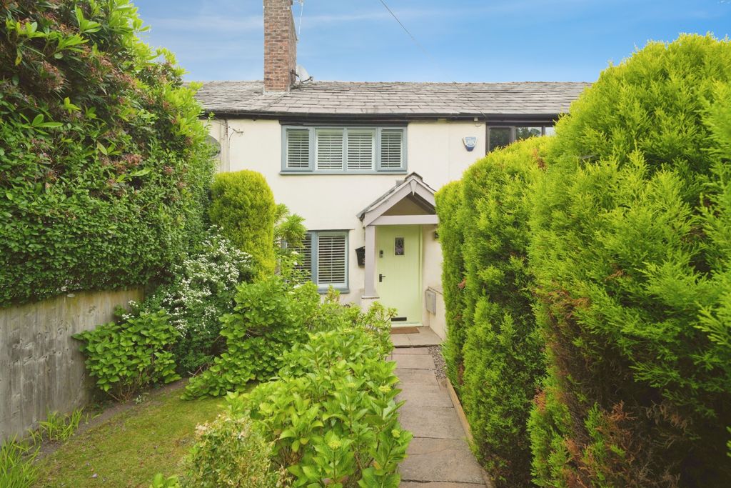 Property photo 1 of 18 Front