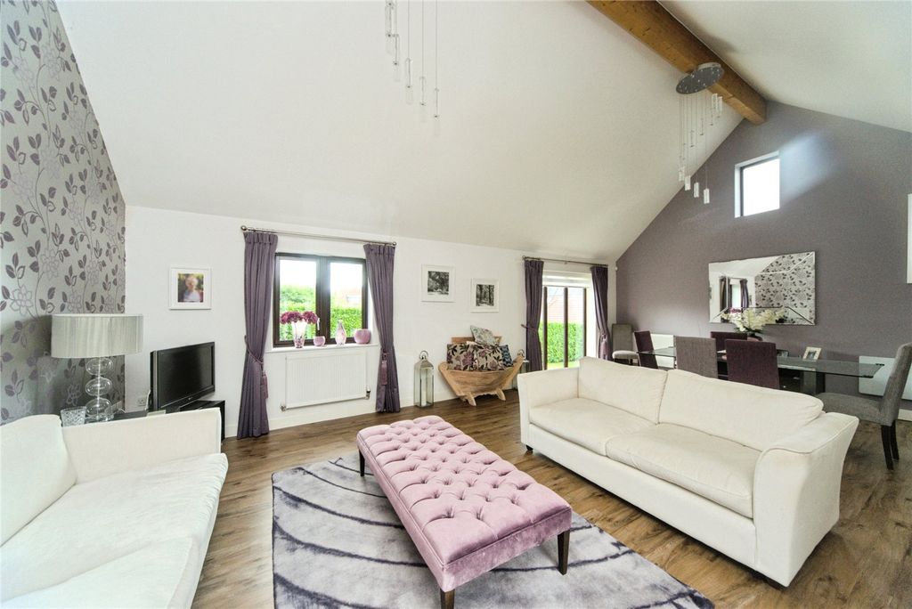 Property photo 1 of 13 Picture No. 34