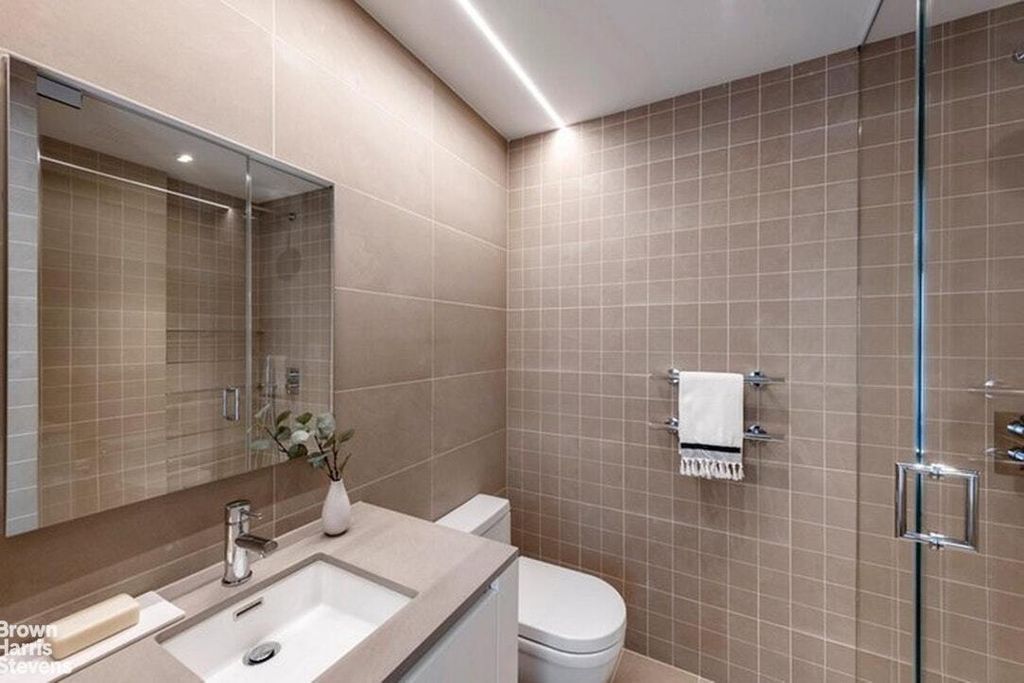 Property photo 3 of 3 <Alttext/>