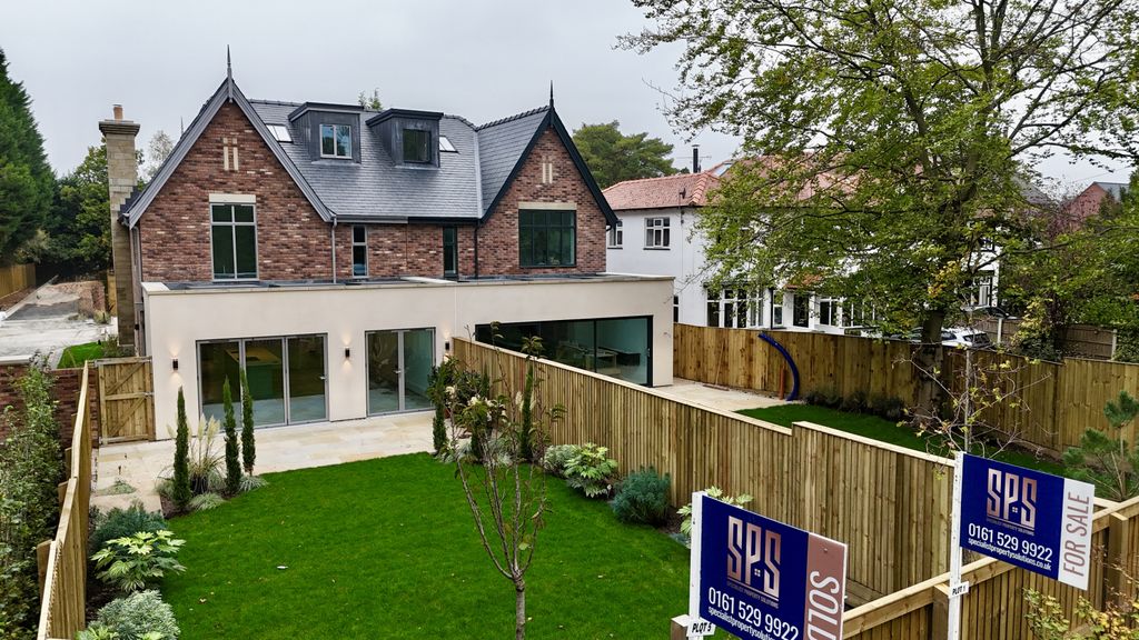 Property photo 3 of 16 Gallery