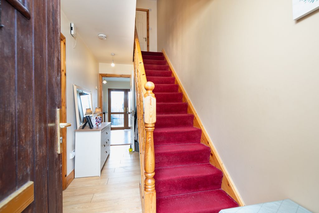 Property photo 2 of 24