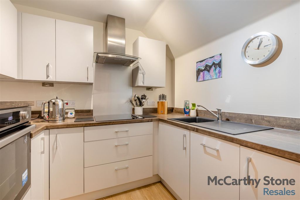 Additional image 8 of 2 bed flat for saleKings Scholars Court, Coare Street, Macclesfield SK10
