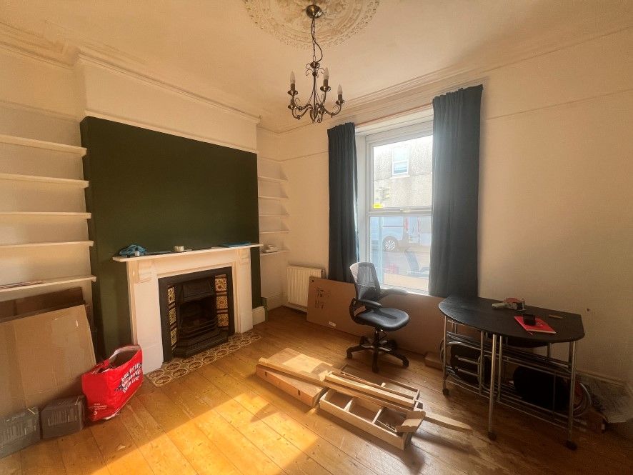 Property photo 3 of 9
