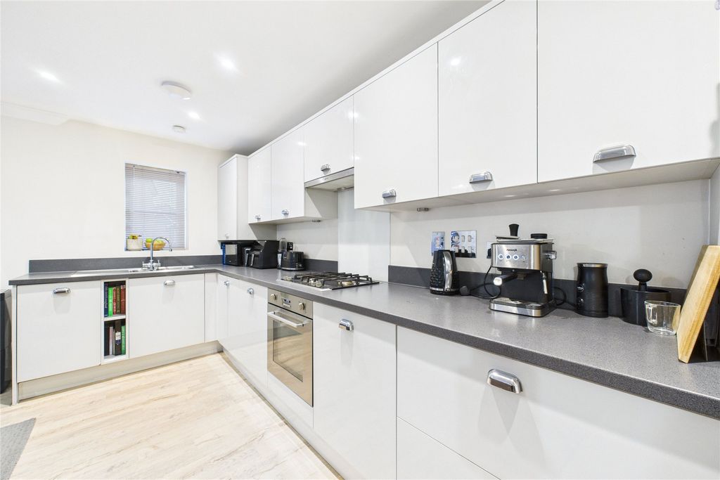 Property photo 2 of 8 Picture No. 04