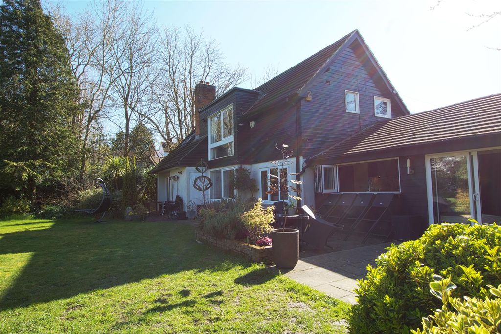 Property photo 1 of 30 Rear.Jpg