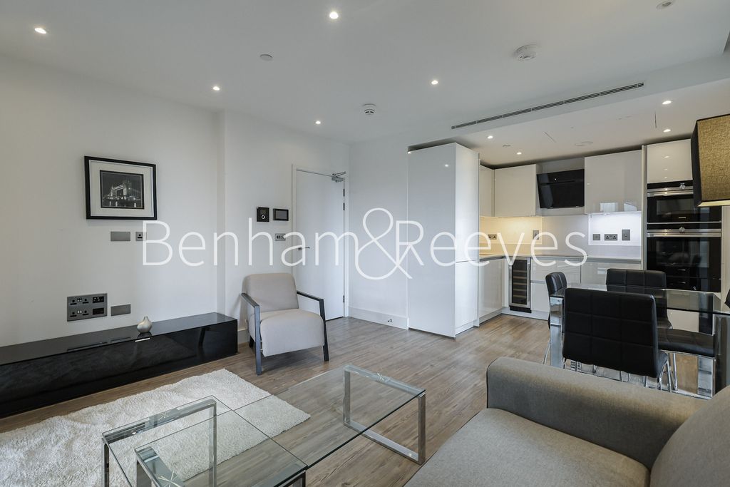 Property photo 2 of 8 Fully Furnished