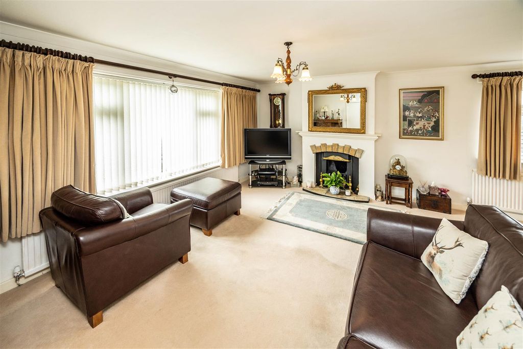 Additional image 4 of 3 bed detached bungalow for saleVine Close, Clifton, Brighouse HD6