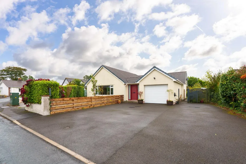 Property photo 1 of 23