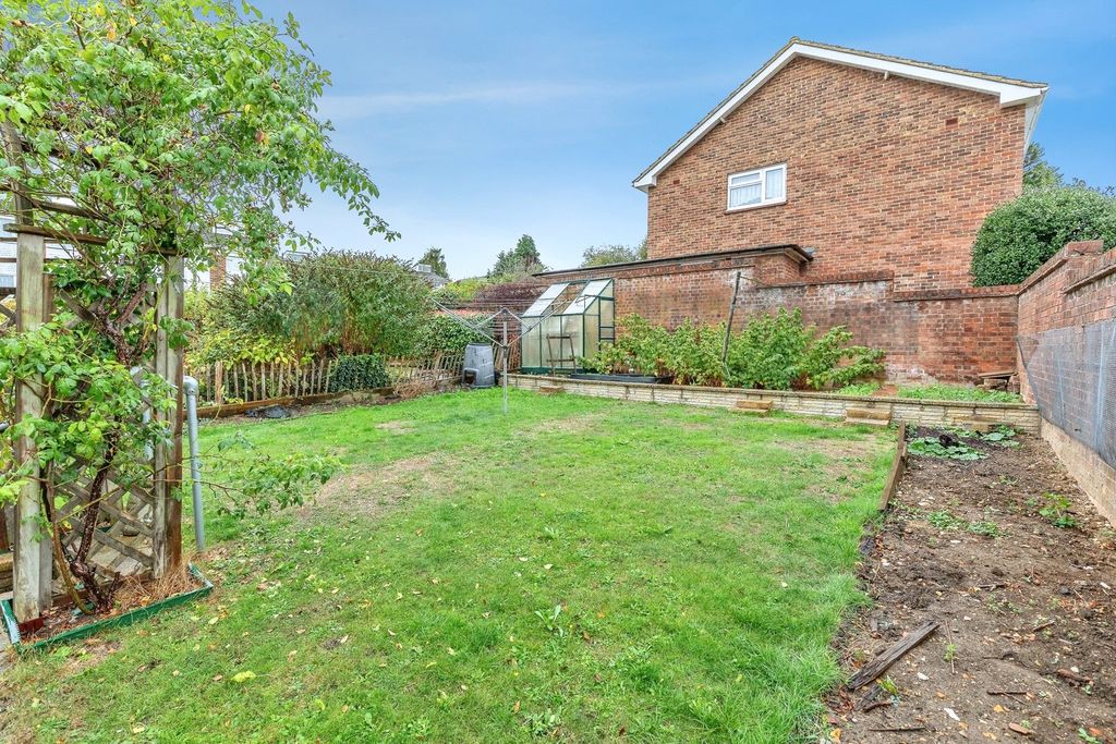 Property photo 2 of 18 Picture No. 10