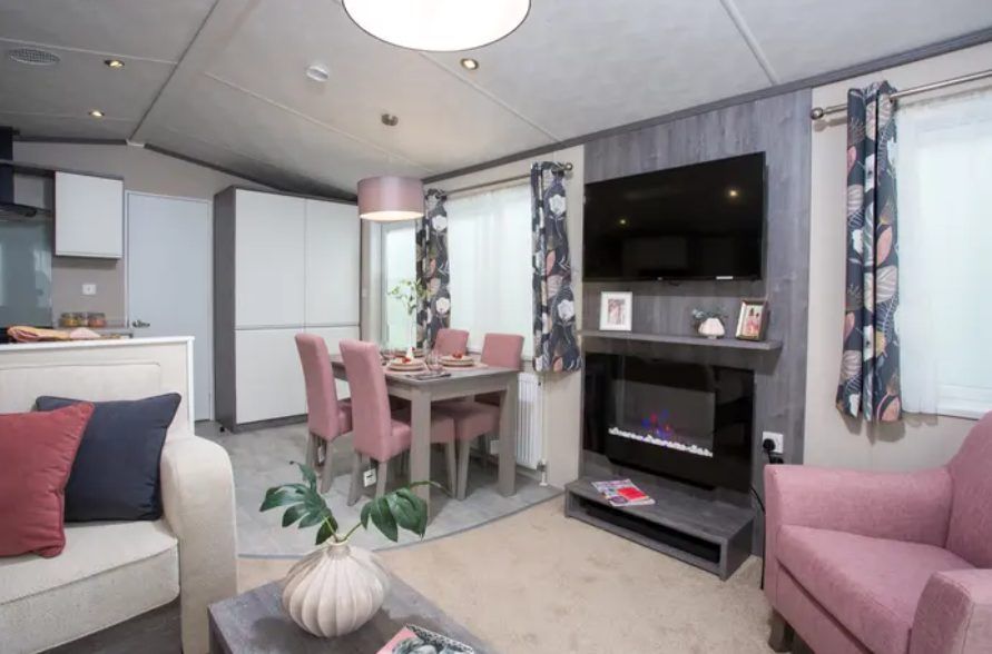 Property photo 1 of 14 1