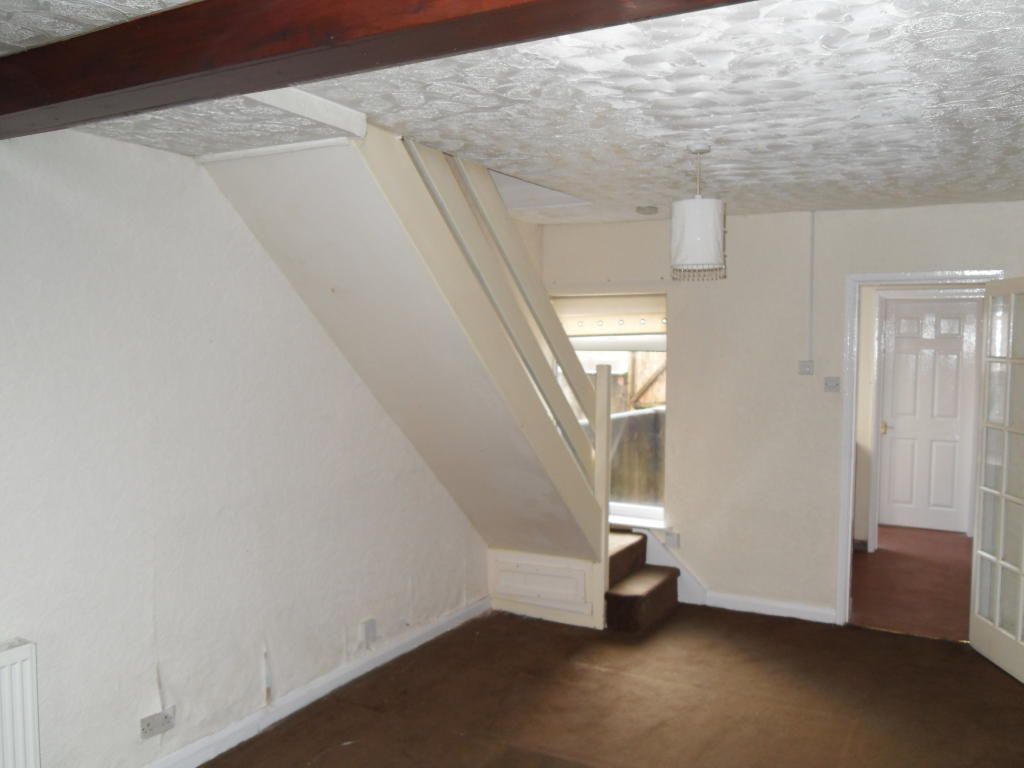 Property photo 3 of 8 54936_Cinton21_Img_05_0000