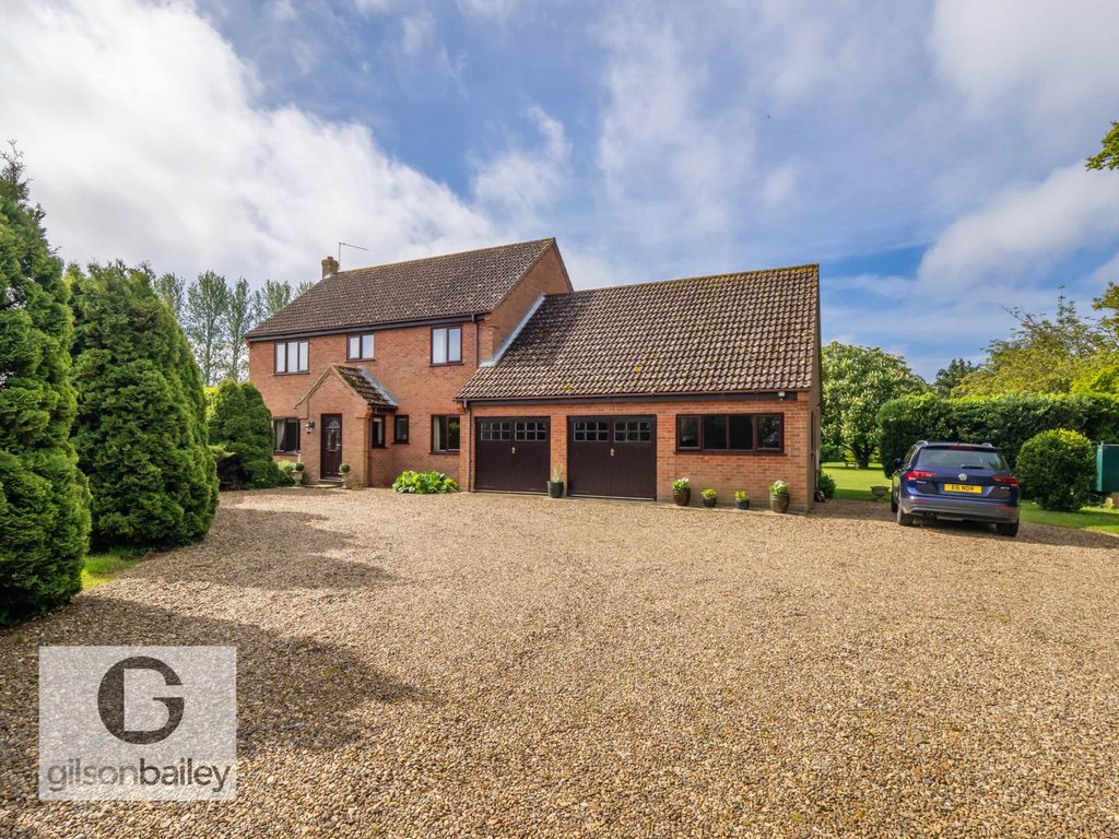 Property photo 2 of 43