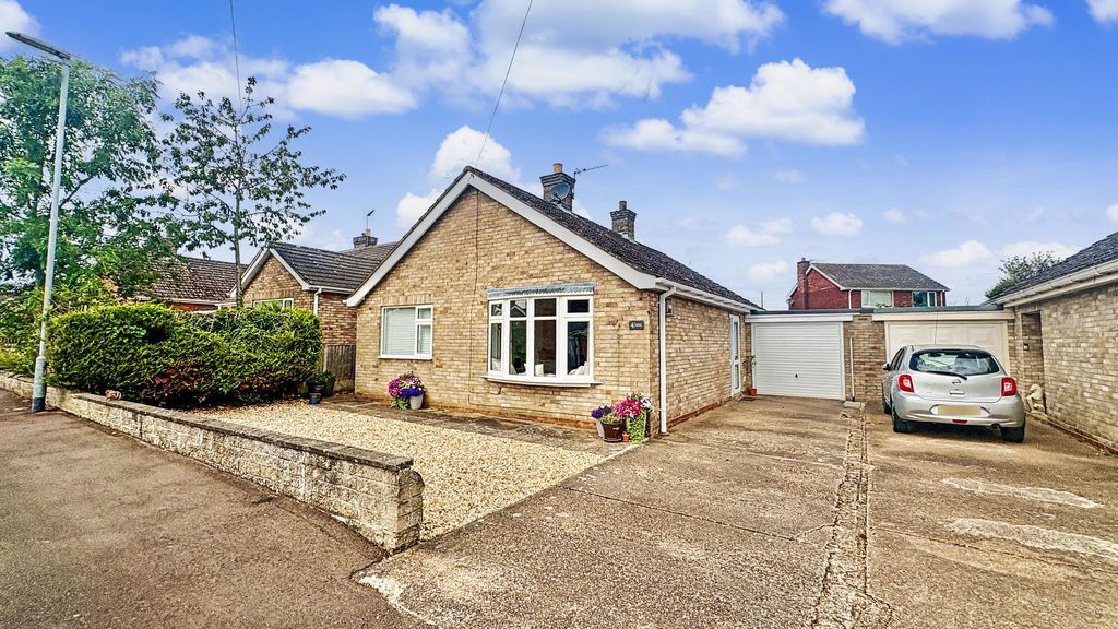 Property photo 1 of 15 Photo 15