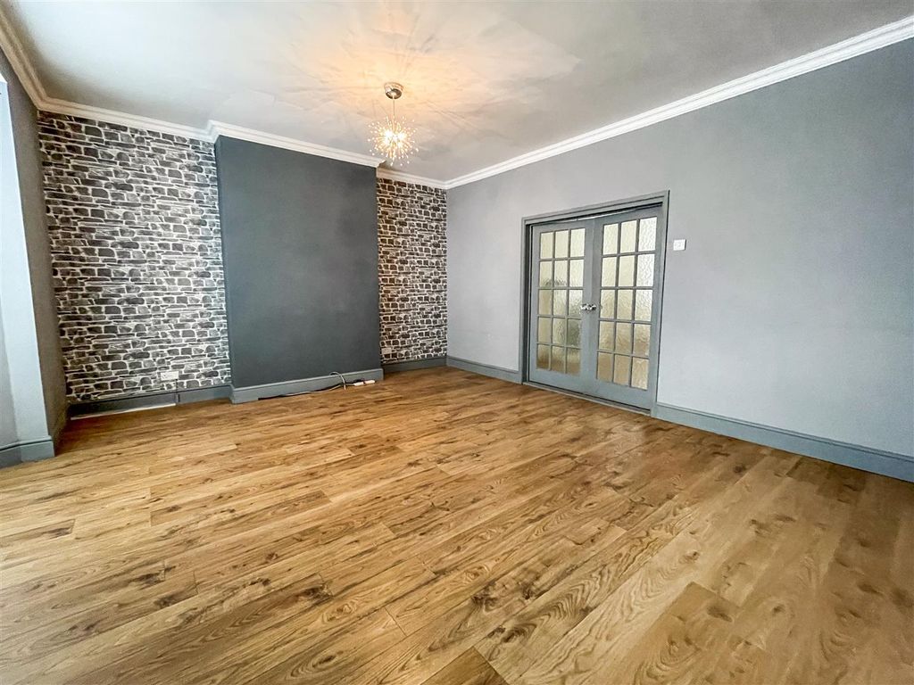 Property photo 3 of 11 15-10-2025__14-01-18_Img_2014.Bdoaw.Jpg