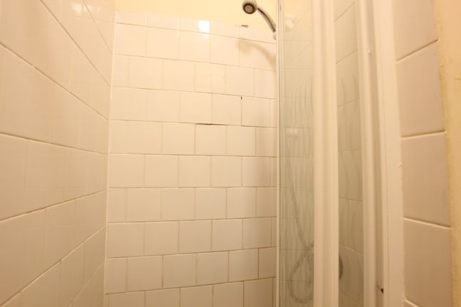 Property photo 3 of 4 Flat 1, 42 Cornwalli