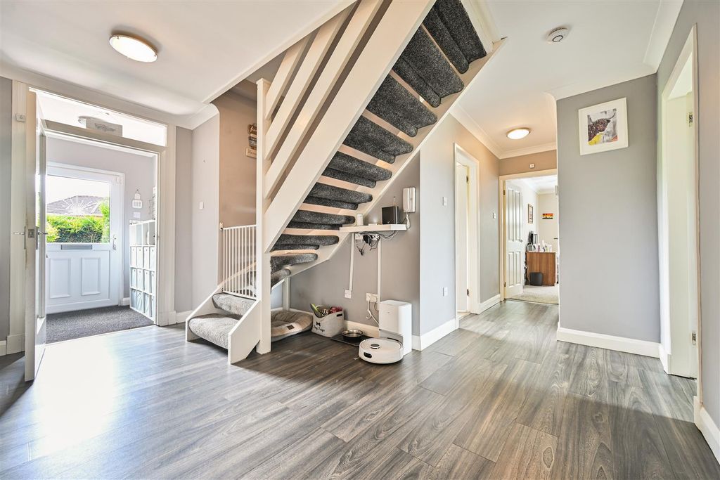 Property photo 3 of 35 3.Jpg