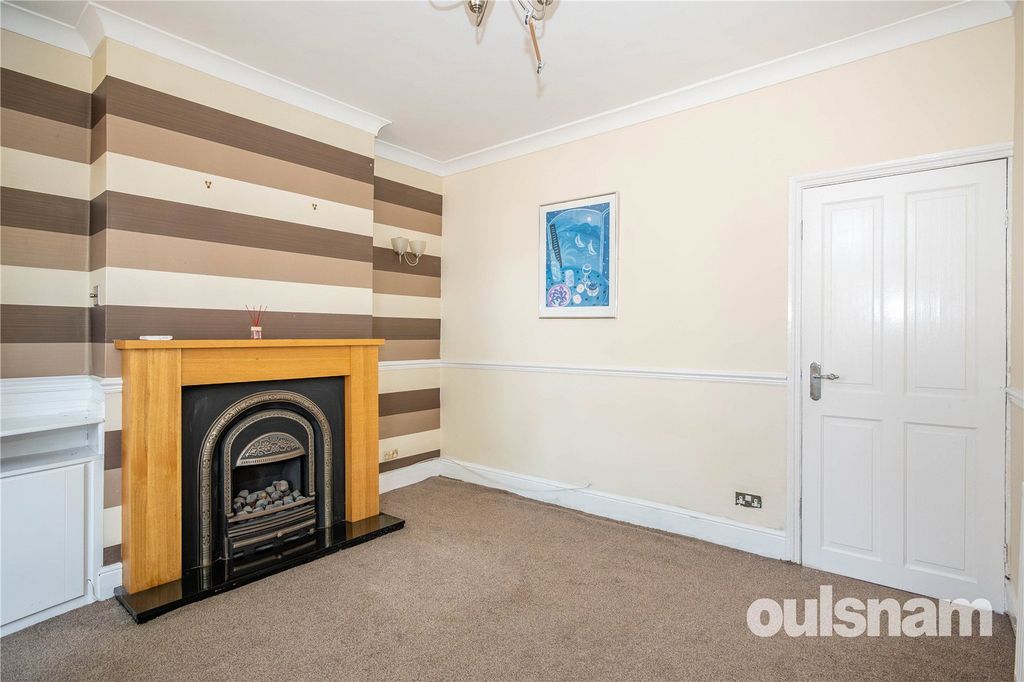 Property photo 3 of 19 Picture No. 04