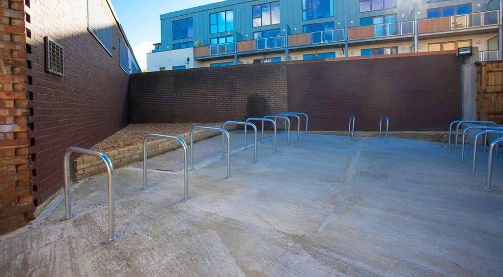 Property photo 2 of 11