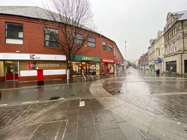 Property photo 2 of 8