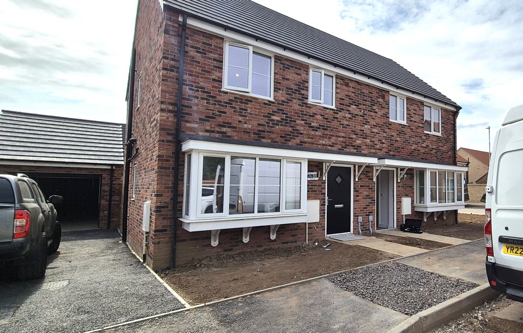 Property photo 1 of 1 Front
