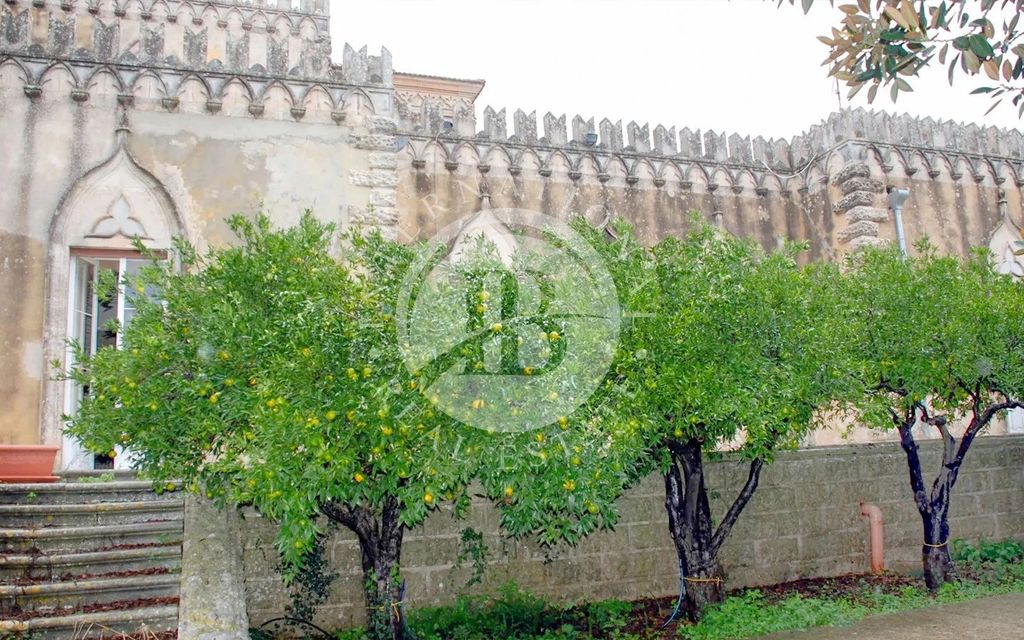 Property photo 2 of 8