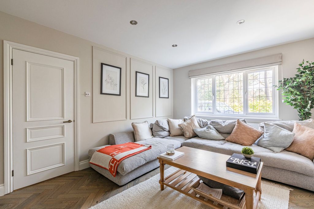 Property photo 3 of 58 Picture No. 03