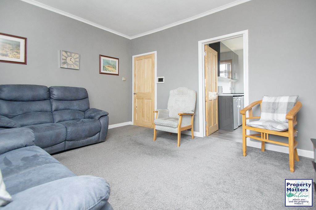Property photo 3 of 14 Gallery