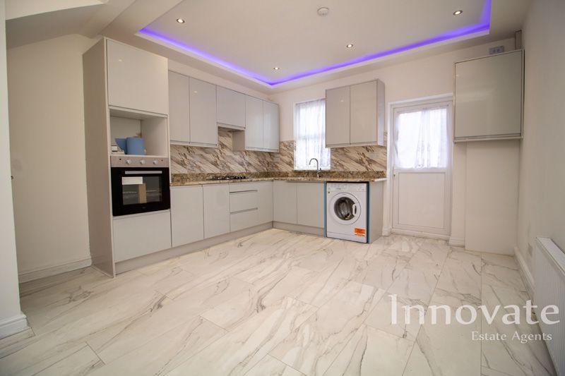 Property photo 3 of 10 Photo 3