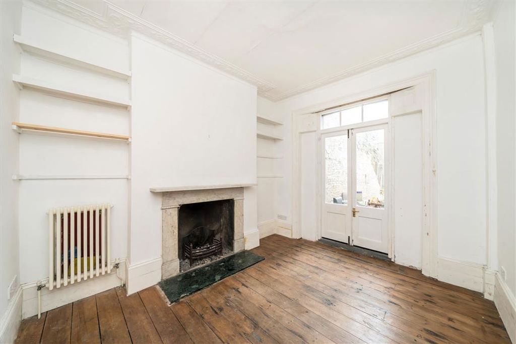 Property photo 3 of 8