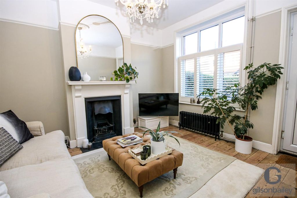 Property photo 2 of 18 18-Img_9388.Jpg