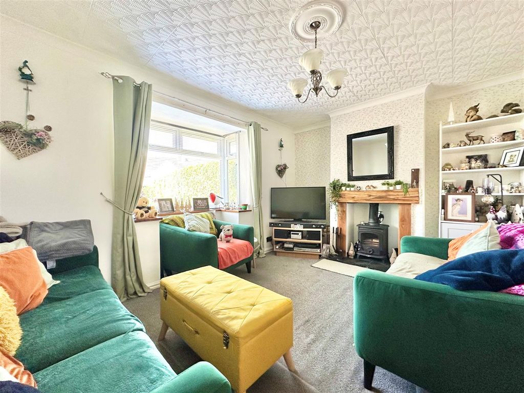 Property photo 2 of 15